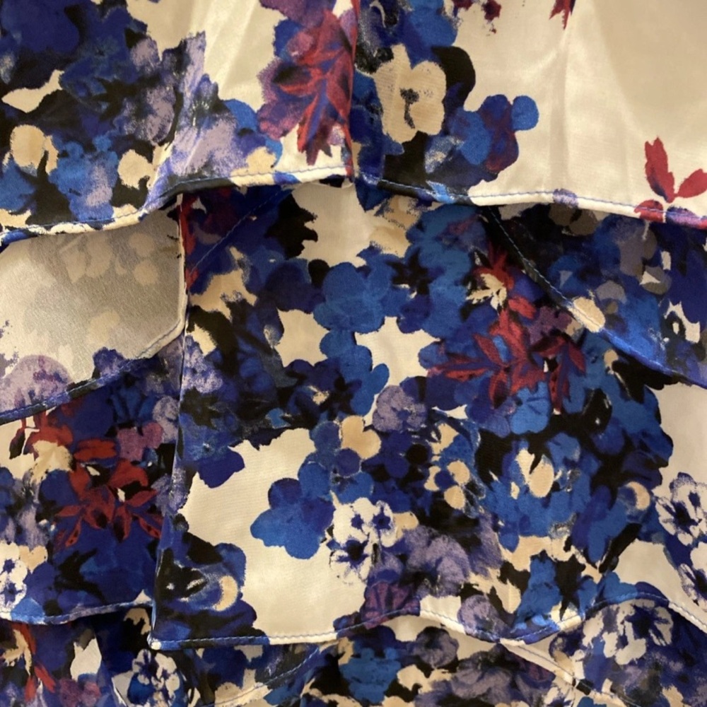 White House Black Market Multicolor Floral Ruffle Top - Picture 5 of 16